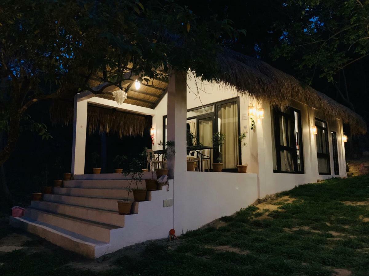 Moon Beach Villas El Nido Εξωτερικό φωτογραφία